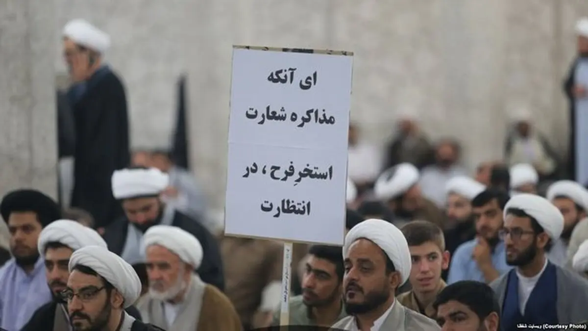 در واکنش به انتشار عکسی در تجمع طلاب قم؛ بروجردی: دشمنان سوء‌استفاده می‌کنند