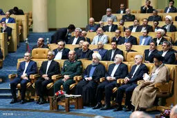 حواشی دیدنی تجلیل از خانواده شهدای هسته‌ای و افتخار آفرینان برجام/تصاویر