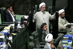 مردود شدن پایداری‌ها در امتحان وحدت/ مسیر اصولگرایان برای رسیدن به «مدینه فاضله وحدت» از شهرِ پایداری‌ها نمی‌گذرد
