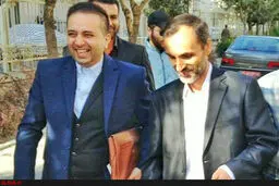 تصاویری از حضور بقایی در دادگاه /چه کسی او را همراهی کرد؟