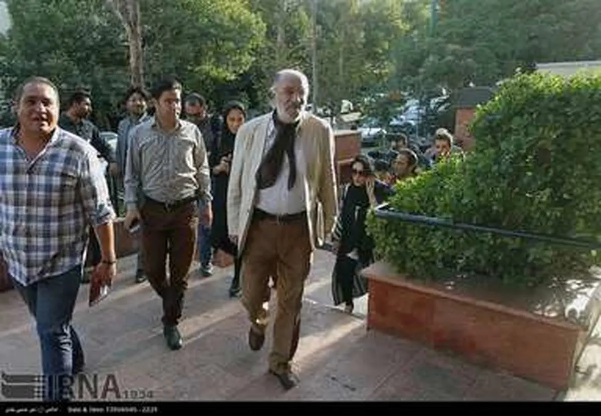 دورهمی هنرمندان در روز تولد داریوش ارجمند/ تصاویر