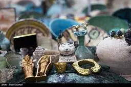 عتیقه‌هایی که از قاچاقچیان به دست آمد/ تصاویر