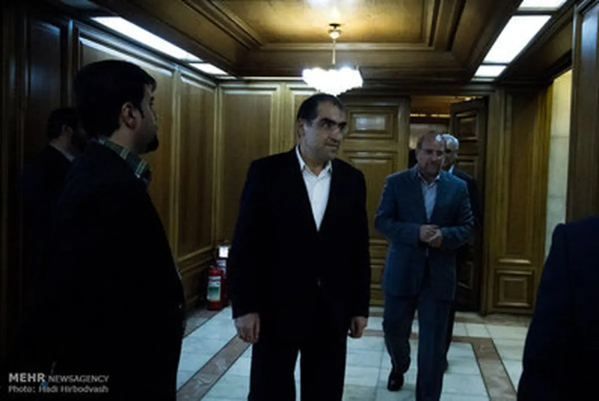 جلسه شورای اسلامی شهر تهران با حضور وزیر بهداشت و قالیباف/تصاویر