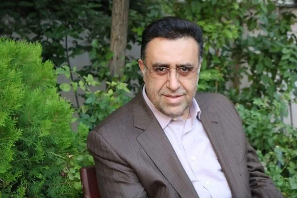 اعترافات یک اصلاح طلب؛ انتظار جامعه را بدون محاسبه بالا بریم/ اصلاح طلبان در دولت روحانی نقش کولبر را داشتند