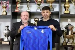 طلسم بازیکن خارجی شکست؛ قرارداد رسمی استقلال با بویان + عکس