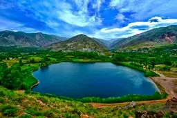 دریاچه‌ای زیبا در قزوین / عکس