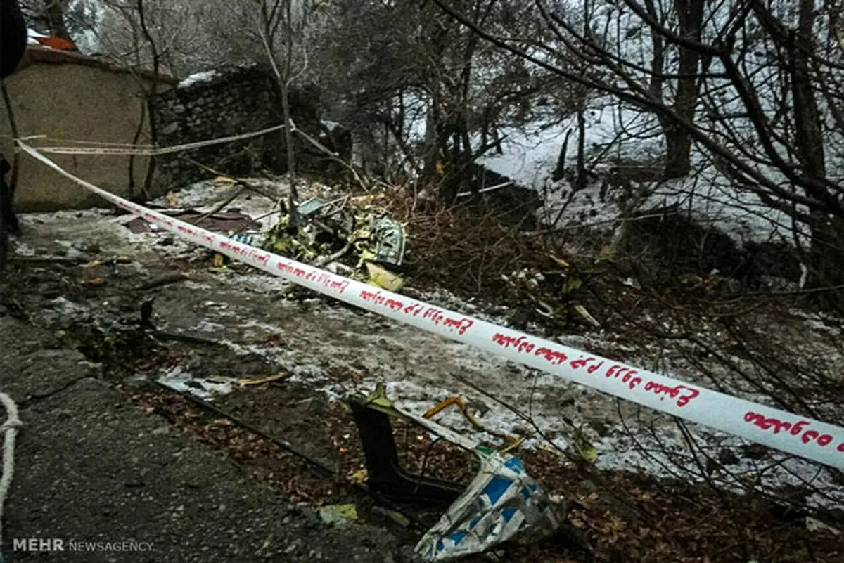 سقوط بالگرد در ارتفاعات تهران/ عکس