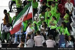 پرچم عزای ایران به یاد گلبارنژاد در اختتامیه پارالمپیک/عکس