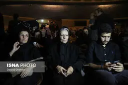 لیلی رشیدی در مراسم چهلم پدرش/عکس