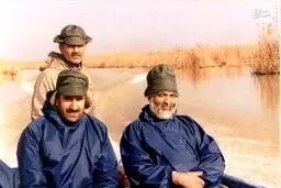 عکس / حاج آقا قرائتی سوار بر قایق موتوری