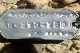 عکس پلاک یک شهید در اینستاگرام