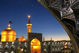 هتک حرمت حرم در پی توقف موقت زیارت بارگاه رضوی / تولیت آستان: اکنون شرایط استثنایی داریم؛ این موضوع شعار، سیاسی کاری یا شایعه نیست؛ این خطر کل دنیا را درگیر کرده