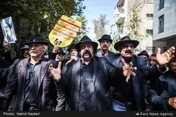 کلاه مخملی های پایتخت در راهپیمایی روز جمعه/عکس