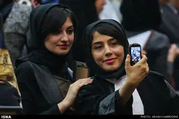 عکس/ سلفی دو دختر وکیل جوان