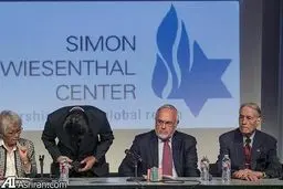 عذرخواهی مدیر ژاپنی از آمریکایی ها +عکس