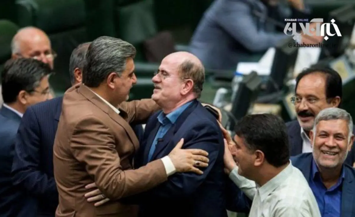 پایان دعوای جنجالی دو نماینده مجلس/عکس