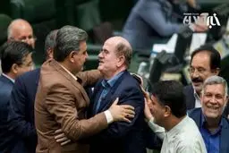 پایان دعوای جنجالی دو نماینده مجلس/عکس