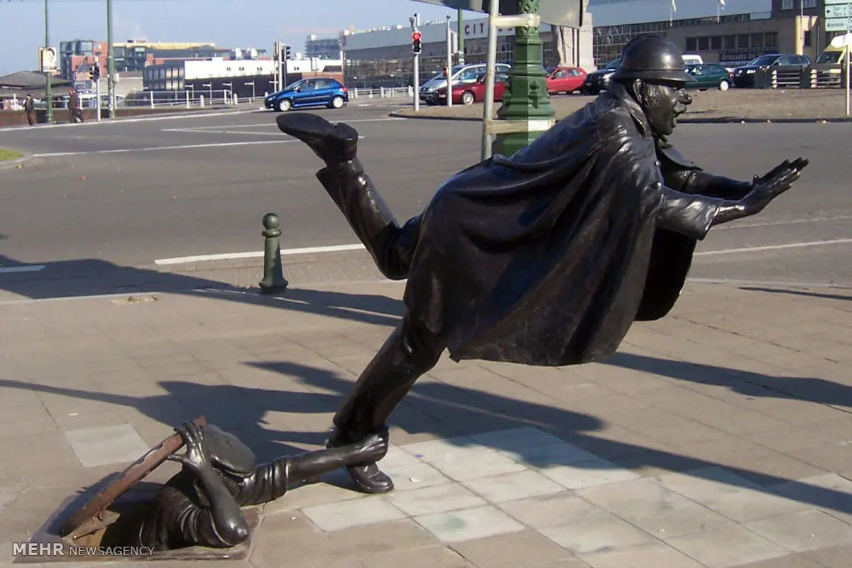 تصاویری دیدنی از مجسمه هایی بر خلاف جاذبه زمین