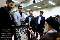 گفت‌وگوی چندتن از قهرمانان ورزش کشور با رهبر انقلاب+ عکس