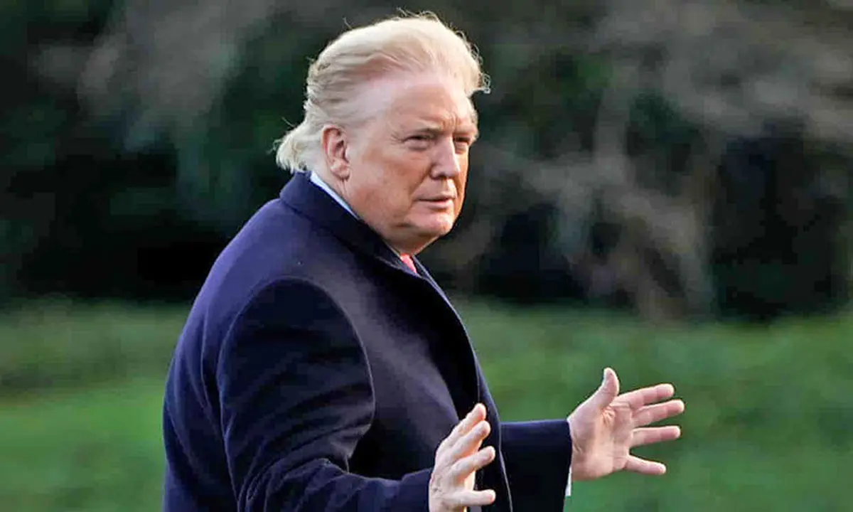 دعوای شدید ترامپ با تصویر خودش + عکس جنجالی