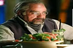 تصویری از پرویز پرستویی با ریش و موی متفاوت