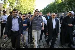 وزیر بهداشت با ظاهری متفاوت/ عکس