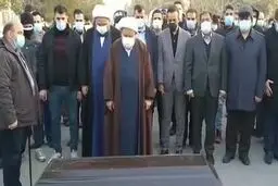 مراسم وداع و خاکسپاری غریبانه علی انصاریان؛ نماز عمو بر پیکر برادرزاده+فیلم