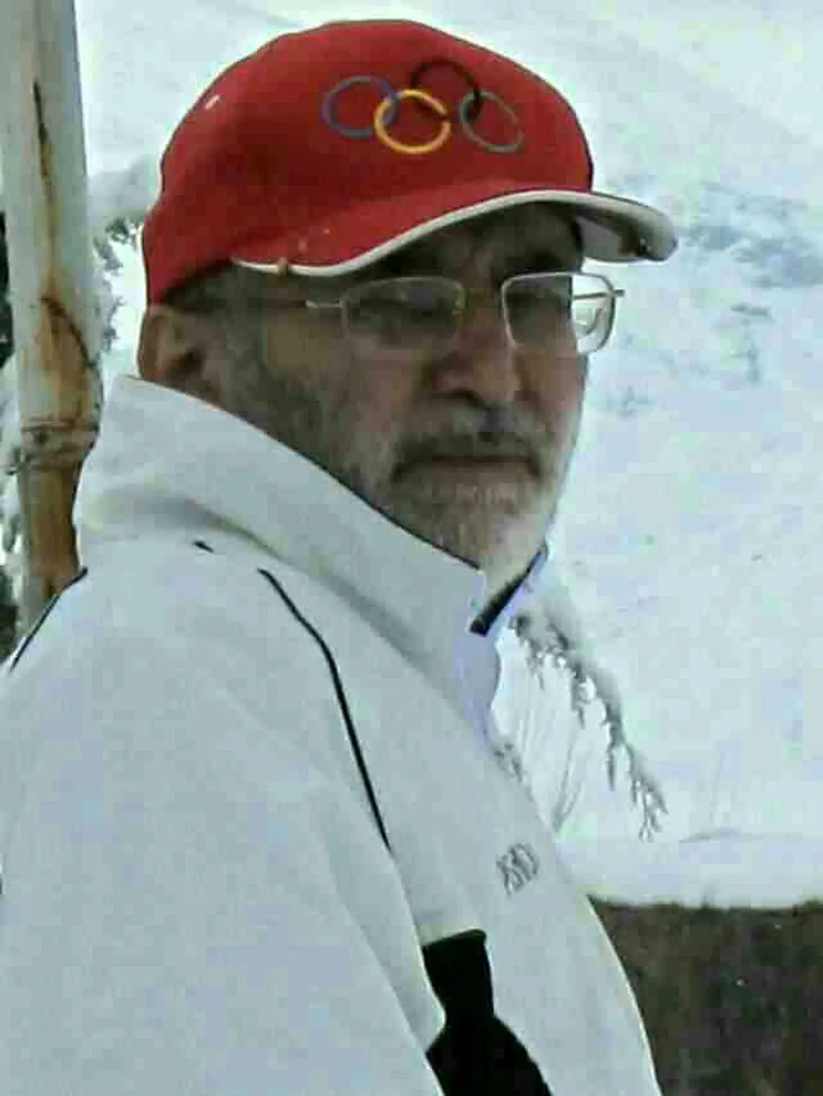 عکسی متفاوت از حاج منصور ارضی با لباس ورزشی