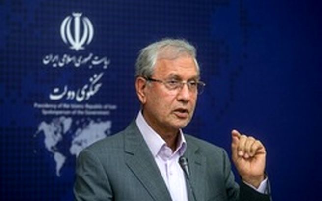 دولت همچنان کرونا را یک موضوع سیاسی می داند! / اظهارات علی ریبعی را بخوانید