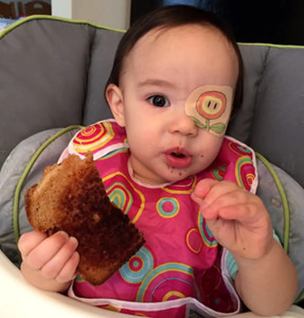 خلاقیت جالب پدر برای بیماری فرزند!/تصاویر