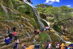 آبشاری زیبا در کاشان/ عکس