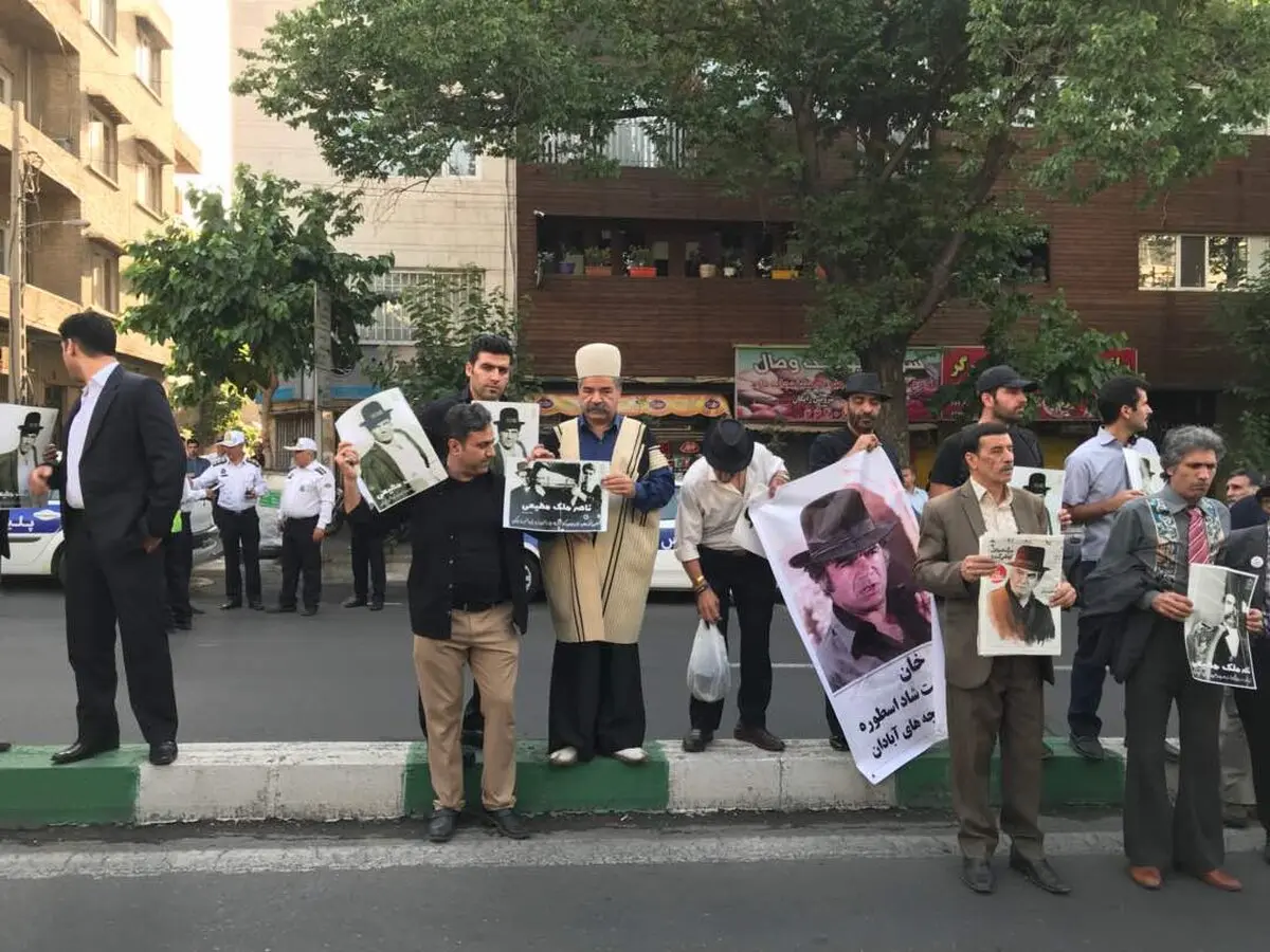 تصویری متفاوت از مراسم تشییع پیکر ناصر ملک مطیعی