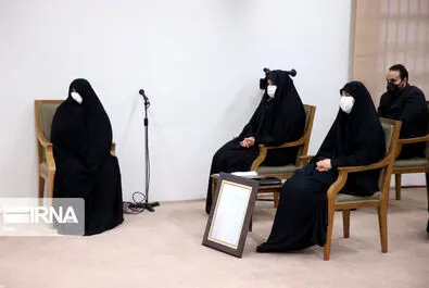 دیدار خانواده شهید سلیمانی با رهبر معظم انقلاب