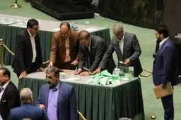 برگزاری تجمعات مردمی اعتراضات قانونی شد