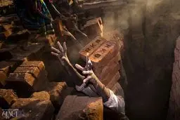 عکس روز نشنال جئوگرافیک/ زنان در کوره آجرسازی