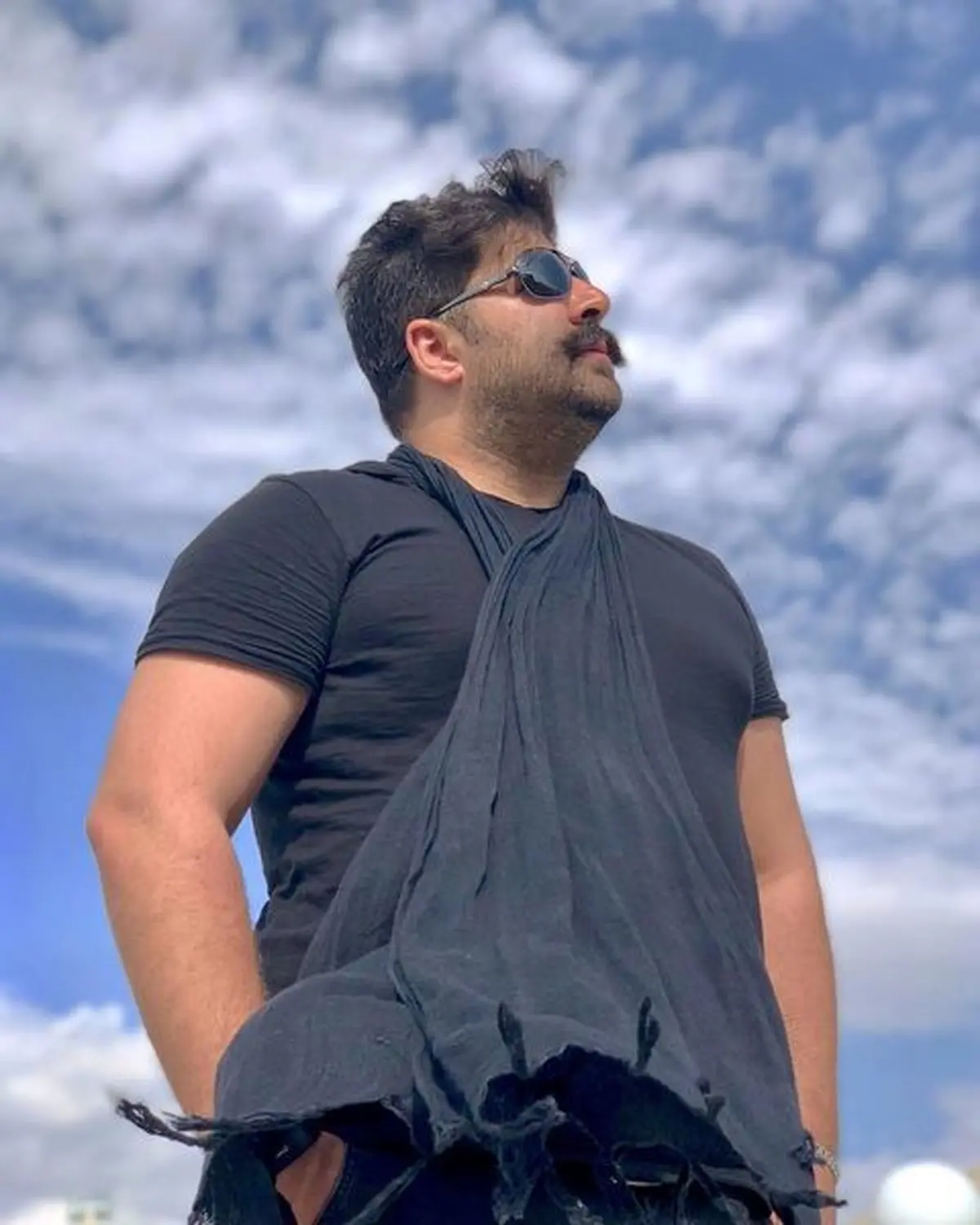 بهنام بانی در زیر آسمان شهر + عکس