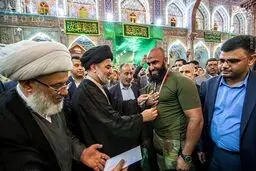 تقدیر از ابوعزرائیل در حرم حضرت عباس/عکس