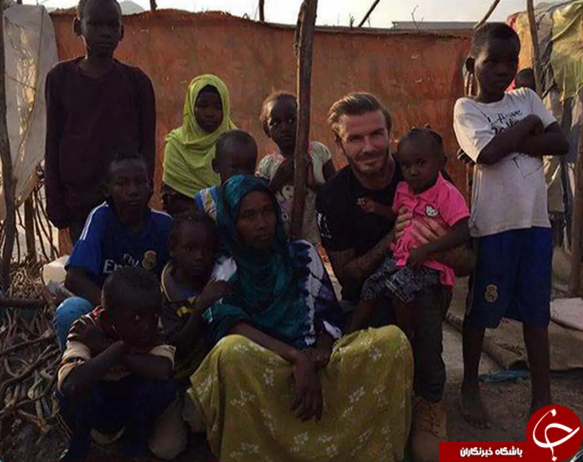 بکهام در میان پناهجویان جیبوتی/عکس