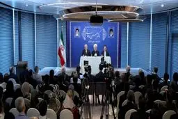 روحانی: تحریم یک مسیر باخت باخت است/ آمریکایی‌ها ناچارند از این مسیر برگردند