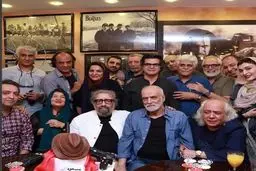 بهمن مفید، جعفر پناهی و تهمینه میلانی در جشن تولد مسعود کیمیایی/عکس