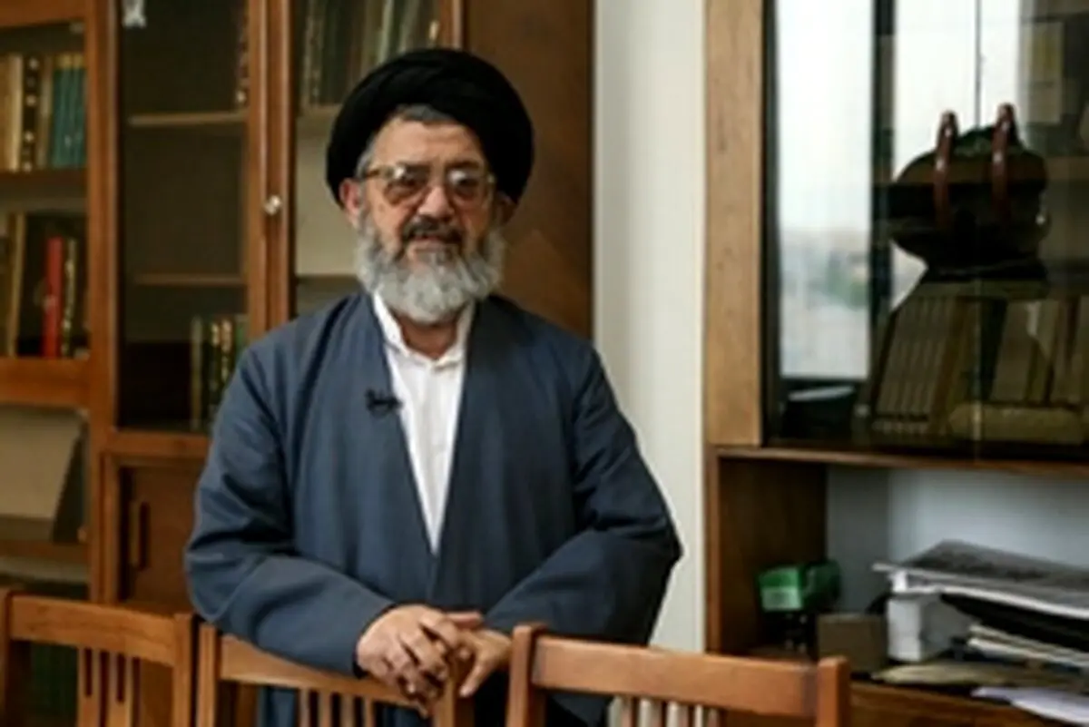 ظریف فقط مأمور جمهوری اسلامی بود/هیچ تصمیمی را به اختیار خود اجرا نکرده است/حسن و عیب برجام برعهده شخص ظریف نیست