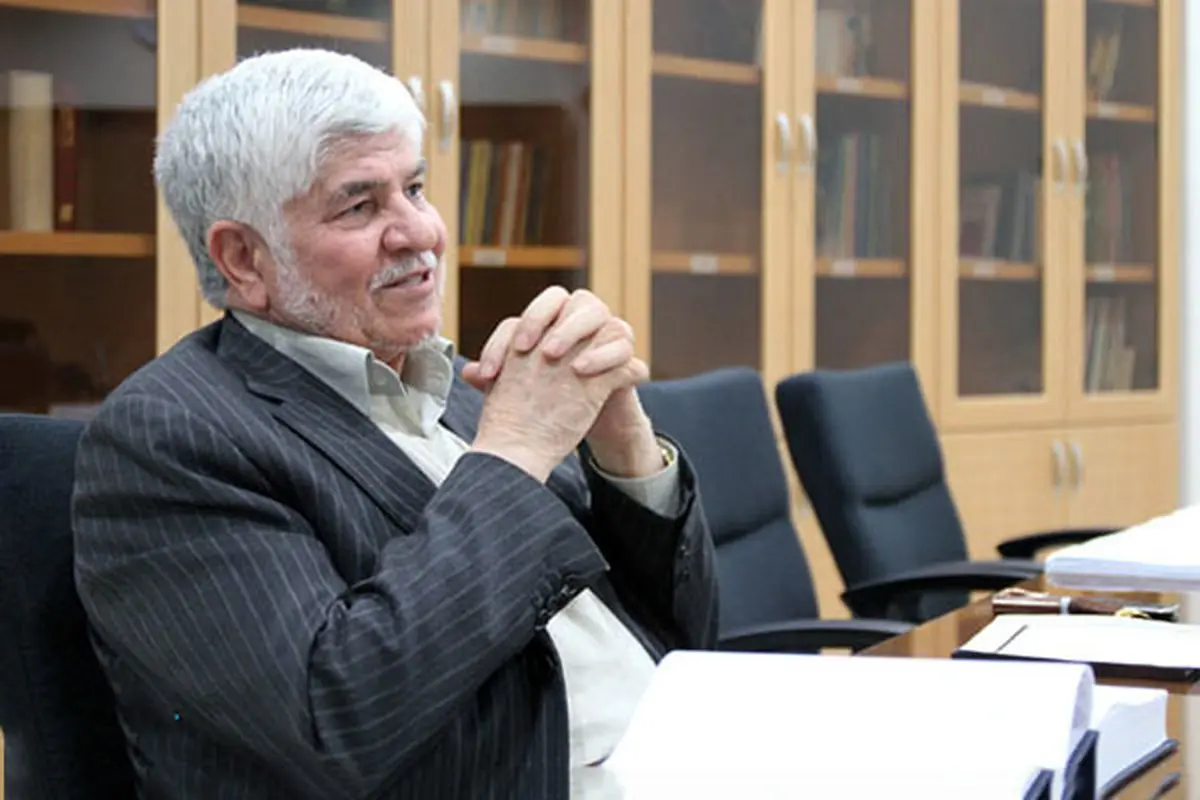 اخبار مهم 24 ساعت گذشته: آیا روحانی حرف‌های خود را زبان دامادش مطرح می‌کند؟