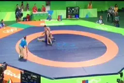 لحظه‌ای که حق یزدانی خورده شد+عکس