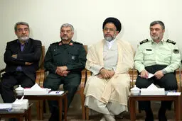 تصاویری از جلسه مهم رهبری با سران قوا، فرمانده سپاه و وزرای اطلاعات و کشور