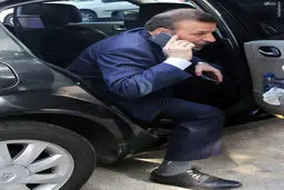 تلفن همراه وزیر ارتباطات/عکس