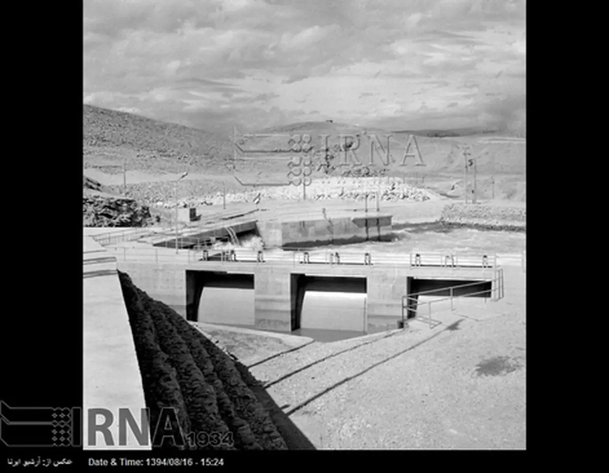 افتتاح سد «درود زن» در  سال 1351 /تصاویر