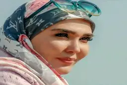 عکسی از زهره فکور صبور در بندرعباس