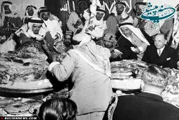شترخوری شاه سعودی/ عکس