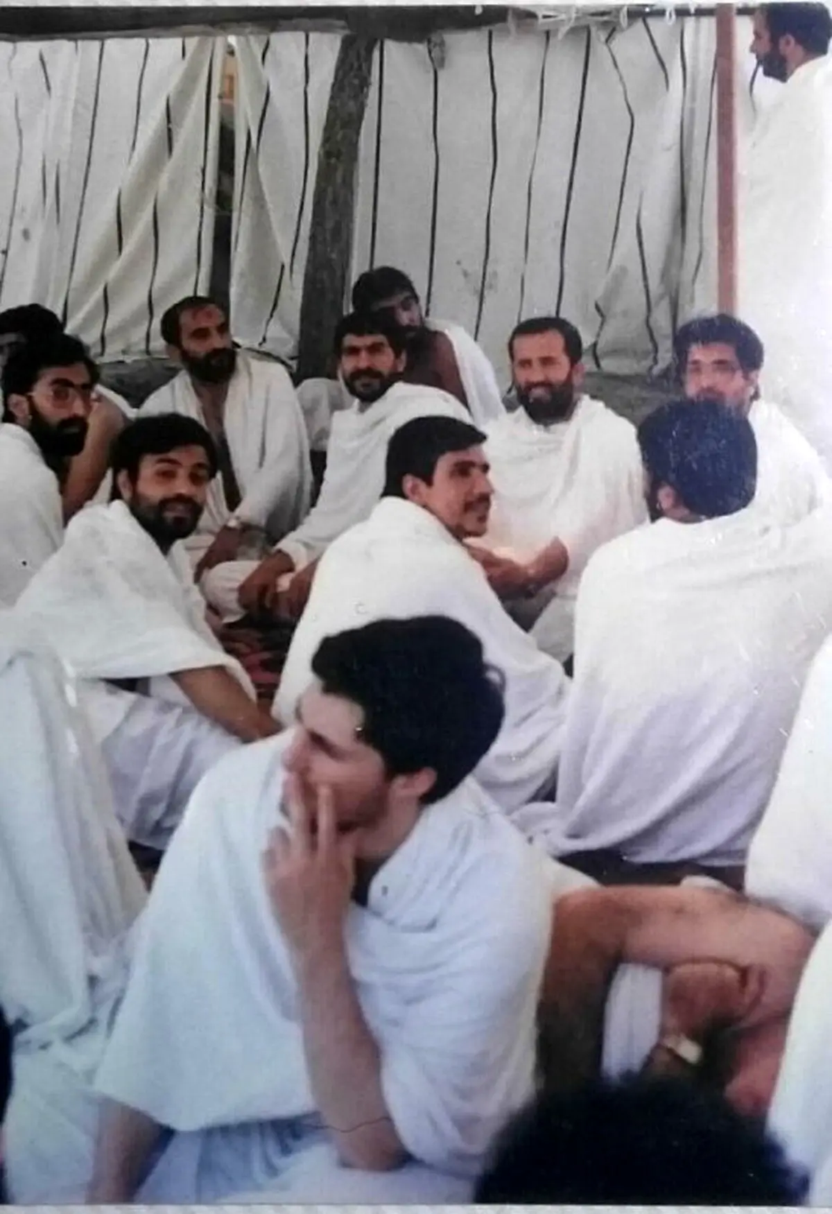 ‫سید حسن خمینی و حسین شریعتمداری در لباس احرام/ عکس‬‎