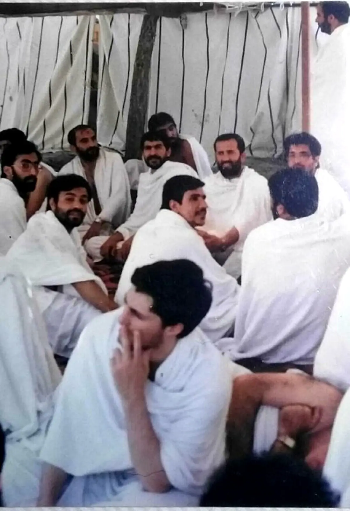 ‫سید حسن خمینی و حسین شریعتمداری در لباس احرام/ عکس‬‎
